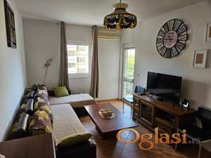 Odličan stan u Sutomoru 60m2, blizu plaže