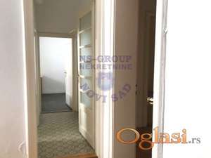 Izdaje se funkcionalan salonac