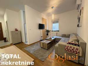 STAN - NOVI SAD - CENTAR - 41m2 - 140000 evra
