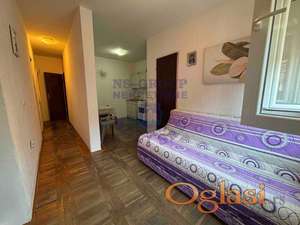 Odličan dvoiposoban stan u Podbari.