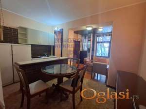 Dvoiposoban stan u Cara Dušana!