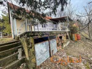 Odlična vikend kuća u Maradiku