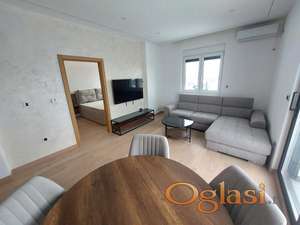 Stan,SREMSKA KAMENICA,CENTAR,kv: 120, € 700, ID: 9101904