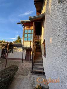 KUĆA SA VISOKIM POTKROVLJEM