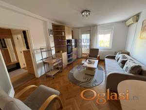 Izdaje se lep, potpuno namešten dvosoban stan od 42m² na Grbavici.