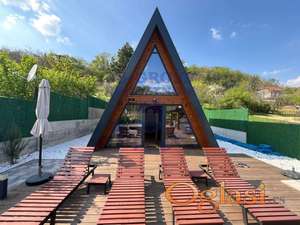 Odlična vikendica u Sremskim Karlovcima!