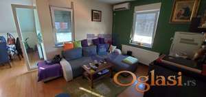 90m2 Fenomenalan trosoban stan