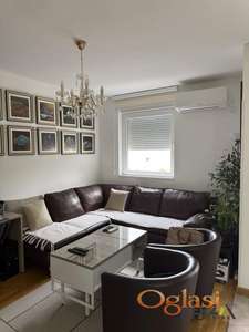 NOV, ODLIČAN, KOMPLETNO NAMEŠTEN ČETVOROSOBAN STAN NA ADICAMA