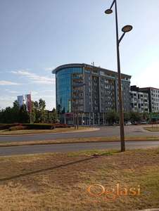 Garsonjera Bulevar Patrijarha Pavla, odmah useljiva