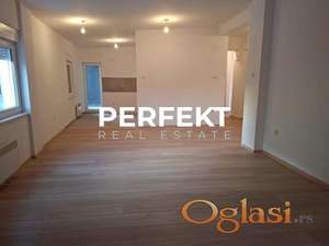 Centar, novogradnja, trosoban, 97m2,  III, lift