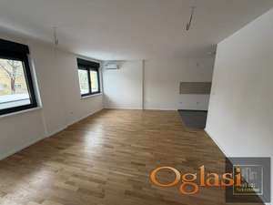 Odličan trosoban stan! Doža Đerđa! Useljiv za mesec dana!