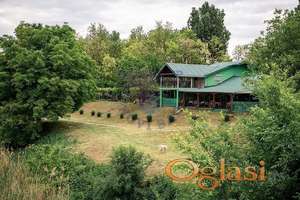 Fantastičan lokal od 298m2 na neverovatnoj lokaciji