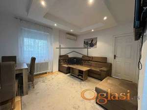 Veoma povoljan dvosoban stan kod Promenade!!! ID#6910