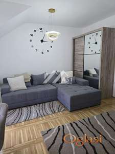 Izdajem LUX garsonjeru u Centru !!! ID#5372