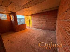 Odličan dvosoban stan! Sa pdv-om! Veternik!