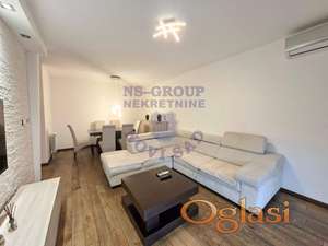 Trosoban stan na Bulevaru Evrope 86m2