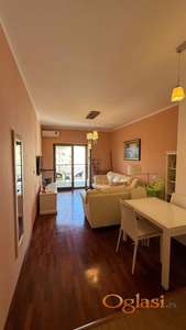 Prodaje se - dvosoban stan sa garažom u Petrovcu