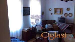 Kuća sa 15 spavaćih soba, 8 kupatila, kuhinjom