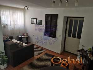 98m2 Porodična kuća na Detelinari