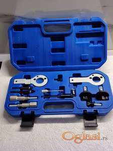 Alat za zupcenje VW, Audi, Škoda, Seat – TSI TFSI TDI  Set za VAG motore (VW, Audi, Škoda, Seat). Pogodno za TSI / TFSI (1.4, 1.8, 2.0) i TDI motore EA serije. Set sadrži blokade bregaste, radilice, zatezača i prateće pinove.  Ukoliko zelite da porucite Posaljite poruku 1 Ime i prezime 2 Ulica i broj 3 Mesto i postanski broj 4 Broj telefona za kontakt