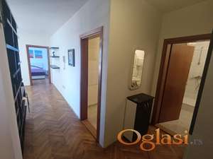 Jednoiposoban stan 41 m² – Danila Kiša 2 – mirna dvorišna strana