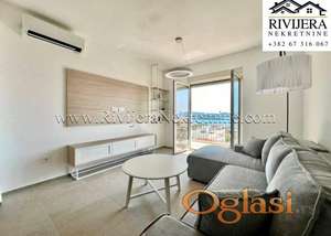 Na prodaju jednosoban stan s panoramskim pogledom Kava Tivat