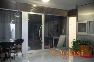 LUX lokal Centar 19m2
