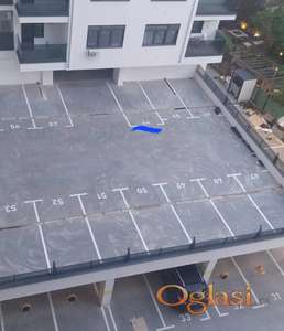 Parking u centru Nisa