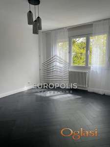 Prodaja komforan 2.0 kompletno adaptiran, Meandri ID#9389