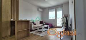 Petrovaradin, Jednoiposoban stan sa parking mestom u dvorištu 38m2 