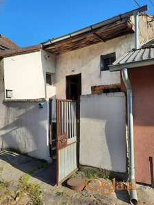 Centar dvorišni, 39000 evra