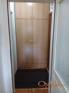 Jednoiposoban stan, Grbavica, Novi Sad