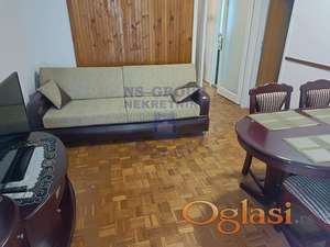 Odličan jednoiposoban stan na Novom Naselju