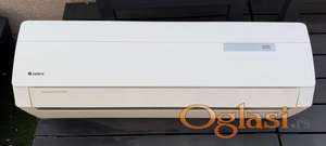 Dobro očuvan plovan klima uređaj GREE