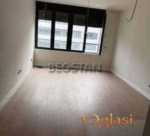 Novi Beograd - Airport Garden blok 65 #2767169