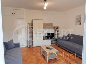 Izdaje se odličan stan, kod Crvenog Pevca, 36m2