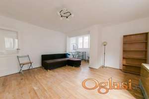 Senjak, Viktora Iga, 30 m2