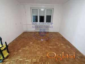 Trosoban stan 46m2 - Stara Detelinara!