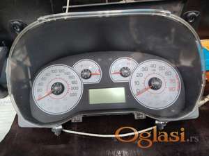 Grande Punto 1.4 t-jet km sat