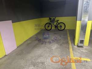 Garažno mesto u Cara Dušana!