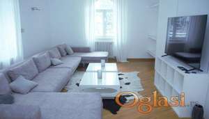 Izdaje se veći stan na luksuzno lokaciji ID#1662