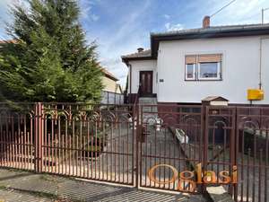 Prodaje se kuca u Malom Bajmoku