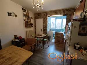 Dvosoban stan na TOP lokaciji.