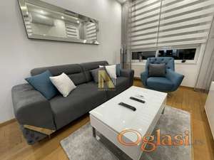 Moderan 1.5 stan - blizina pozorišta