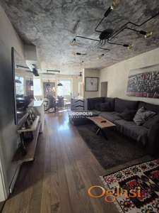 Luksuzan 4.0 stan 100m2+50m2 bašte. ID#8431