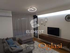 LUX dvosoban stan u sirem centru grada!