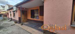 ~  Odlična prizemna kuća na Podbari ~