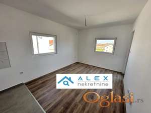 Odličan dvoiposoban stan na Adicama