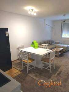 Nov neuseljavan dvoiposoban stan na Panteleju ID#7487