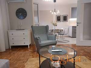 Dvosoban stan Liman I